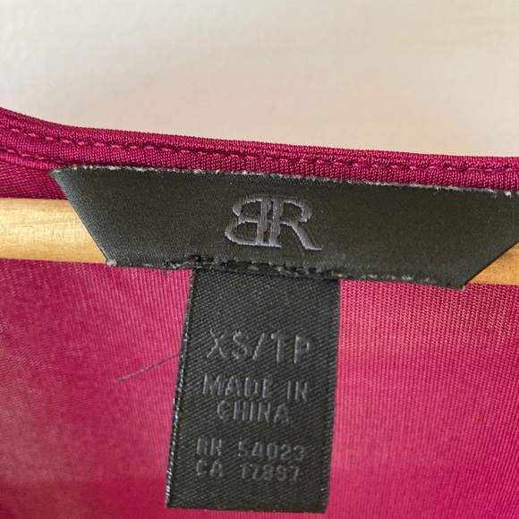 Banana Republic deep magenta silky soft viscose sleeveless top with cowl neck - Picture 3 of 5